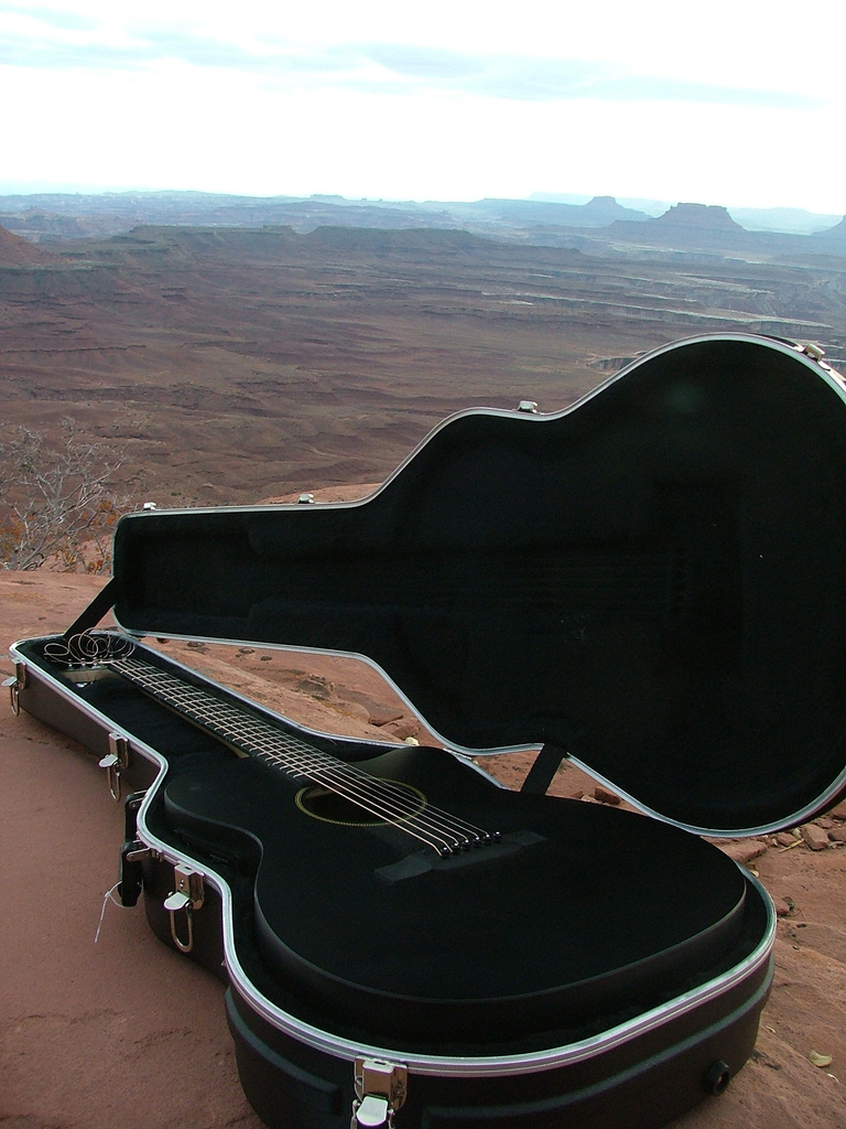 Canyonlands Guitar Actions